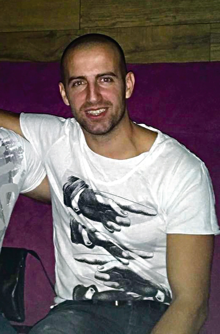 Brani se ćutanjem: Milan Dabović