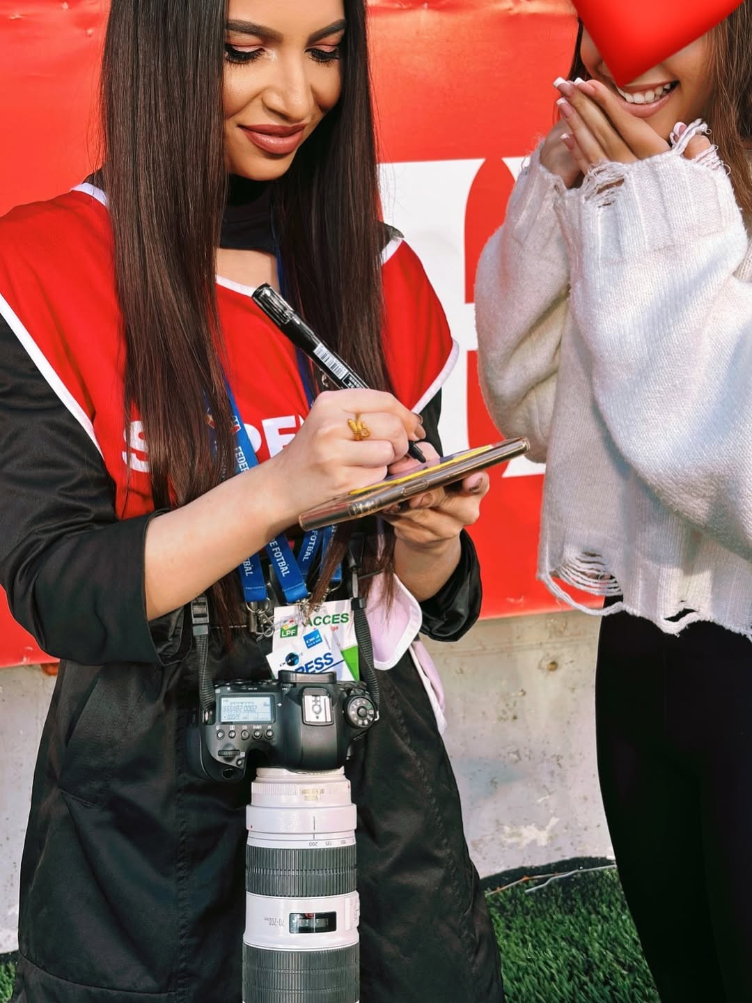 Futbalová influencerka tragicky zomrela po páde zo siedmeho poschodia bytu. 