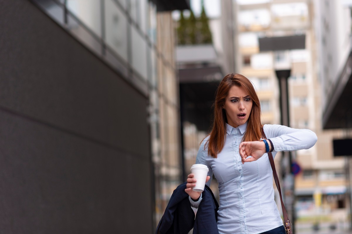 kobieta czas pośpiech