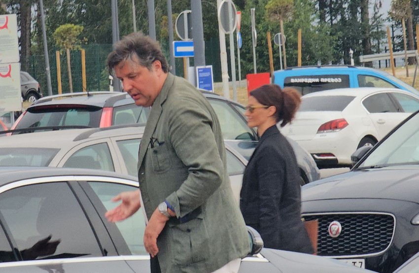 Dejan Bodiroga na aerodromu