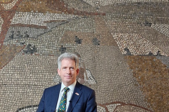 Od Londona i Liverpula do praktičnih rešenja za 20 stručnjaka iz Srbije: Ferguson o značaju nauke i inovacija za buduće lidere