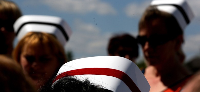 Pielęgniarki otworzyły puszkę Pandory. Kolejne grupy żądają podwyżek pensji