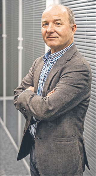 Robert Kamionowski, ekspert ds. prawa oświatowego, radca prawny, partner w kancelarii Peter Nielsen & Partners Law Office
