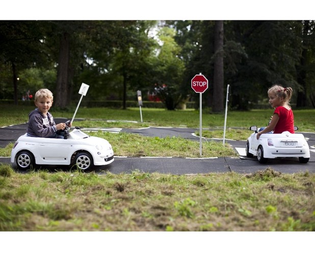 Perły dawnej i współczesnej włoskiej motoryzacji zjechały z całej Polski w jedno miejsce na dwa dni święta pasjonatów włoskiego stylu życia i motoryzacji