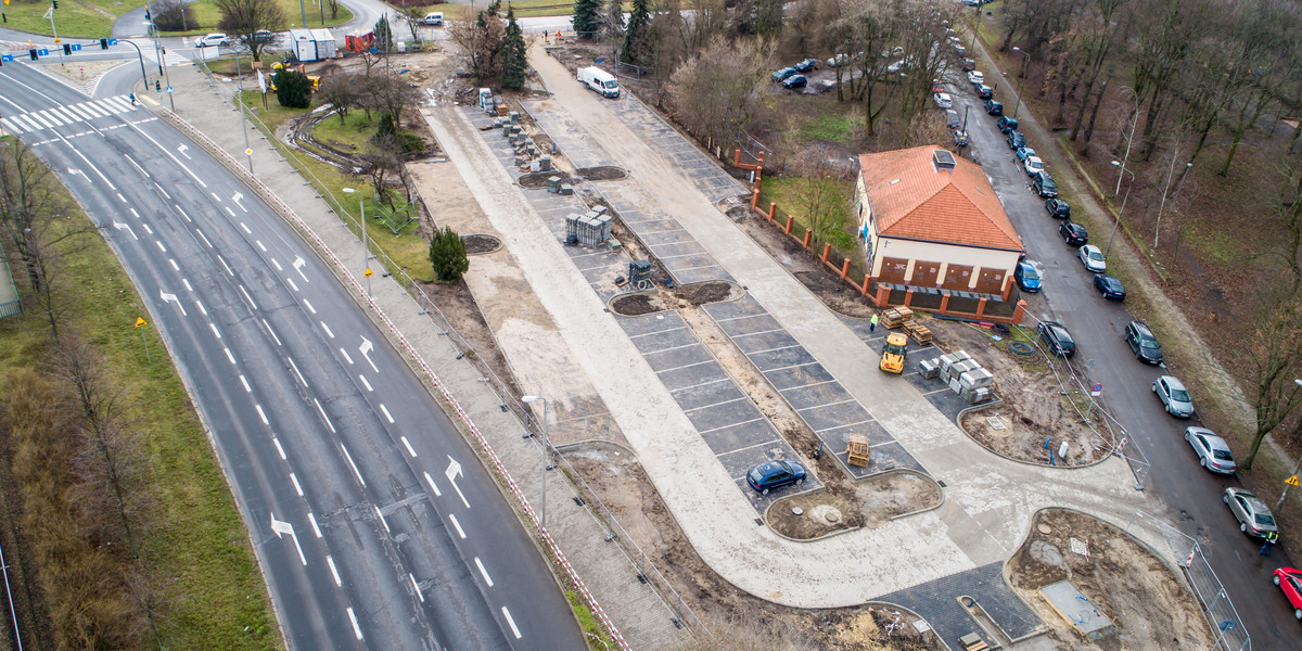 Przy ul. św. Michała w Poznaniu powstaje parking Park&Ride