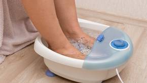 Die beliebtesten Fußmassagegeräte im Vergleich: Wellness für müde Füße