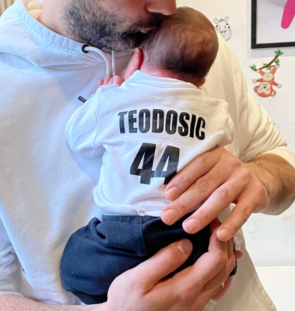 Nikad viđeni kadrovi Miloša Teodosića za decom