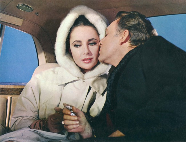 Elizabeth Taylor i Richard Burton w filmie 'Z życia VIP'ów' (1963)