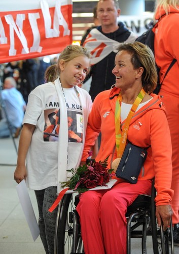 PARAOLIMPIJCZYCY-MEDALIŚCI WRÓCILI DO POLSKI