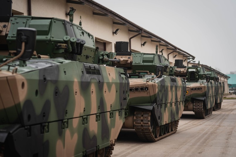 Borsuk w bazie 15. Giżyckiej Brygady Zmechanizowanej im. Zawiszy Czarnego