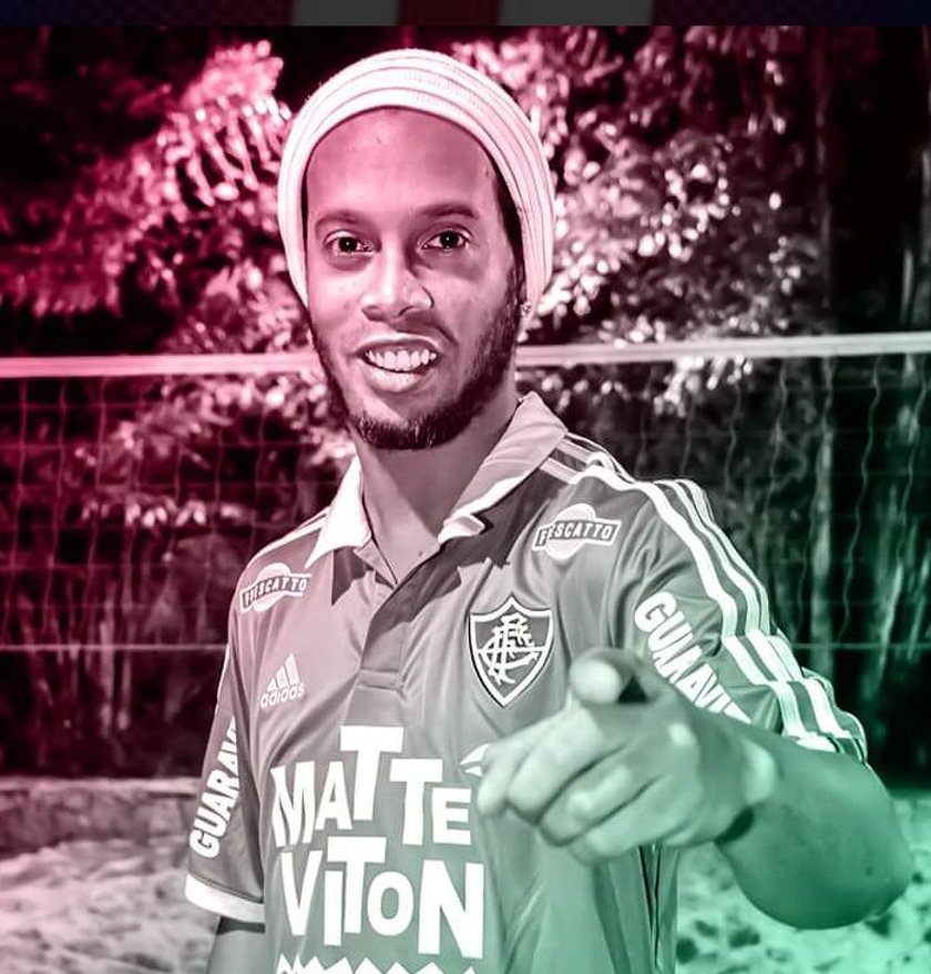 Ronaldinho wybrał nowy klub. Jednak nie Turcja!