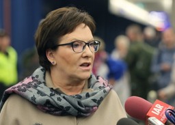 Kopacz: By zatrzymać moją córkę i innych młodych w Polsce trzeba zatrzymać PiS i Kaczyńskiego