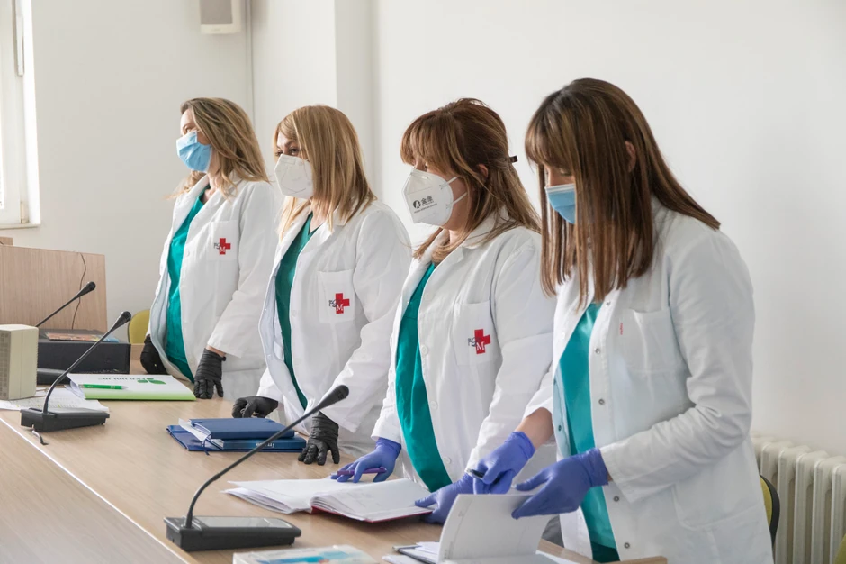 S leva na desno: Suzana Zajić, Nataša Bogunović (glavna sestra KBC), Daliborka Resimić i Jelena Marković