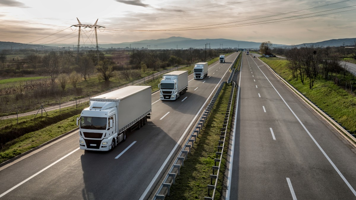 Mandat z helikoptera za złe wyprzedzanie na autostradzie