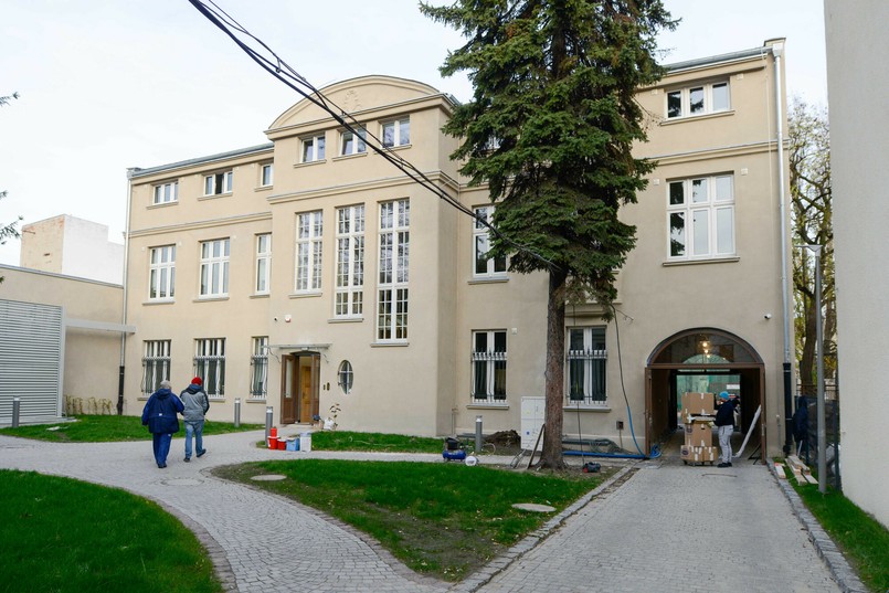 Odrestaurowana zabytkowa willa Hentschela, budynek filmowej Szuflandii przy ulicy Wólczańskiej 17, gdzie kręcono film "Kingsajz" Juliusza Machulskiego