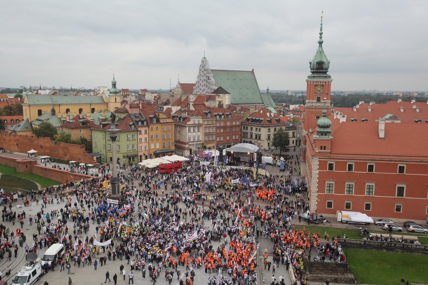 Protesty związkowców w Warszawie