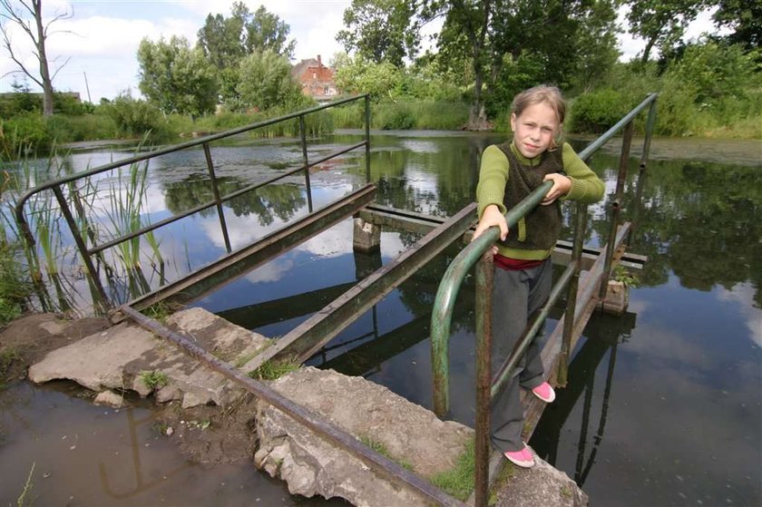 Uratował tonące dziewczynki