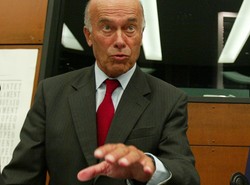 "Papież uważał Jaruzelskiego za patriotę"