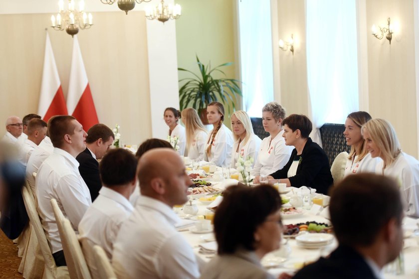 Premier Beata Szydło pogratulowała polskim medalistom z igrzysk Rio 2016