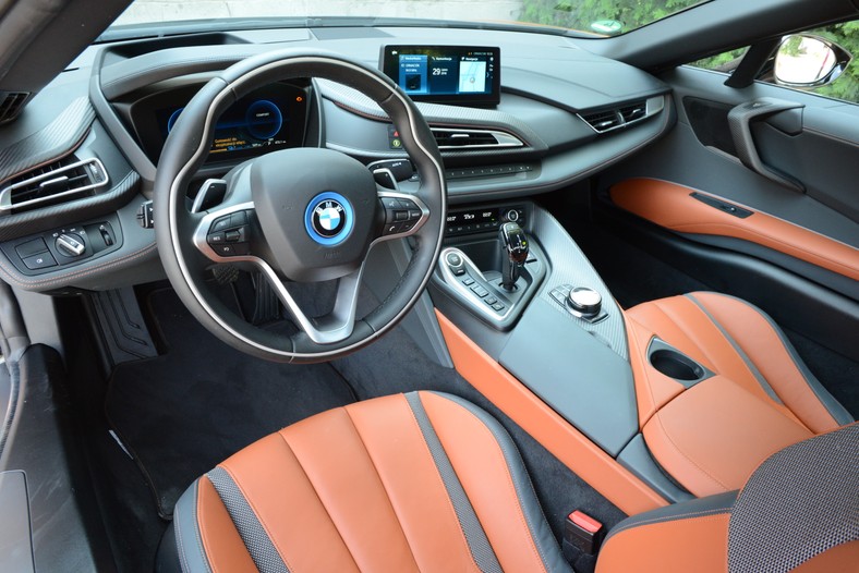 BMW i8 Roadster