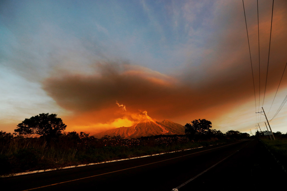 Kolejna erupcja Wulkanu Ognia w Gwatemali
