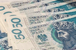 Dodatkowe świadczenie dla emerytów. Można otrzymać ponad 5 tysięcy zł