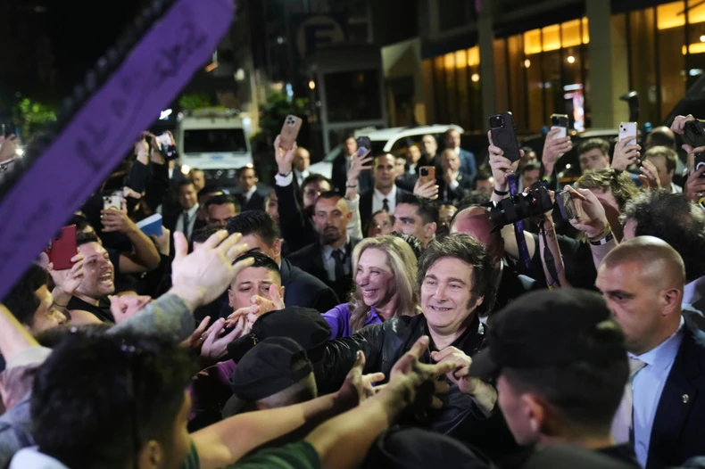 Izbori u Argentini: Havijer Milej slavi pobedu u Buenos Airesu 26. oktobra