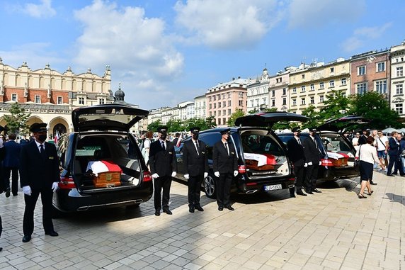 Uroczystości pogrzebowe. Pochowano szczątki Żołnierzy Wyklętych