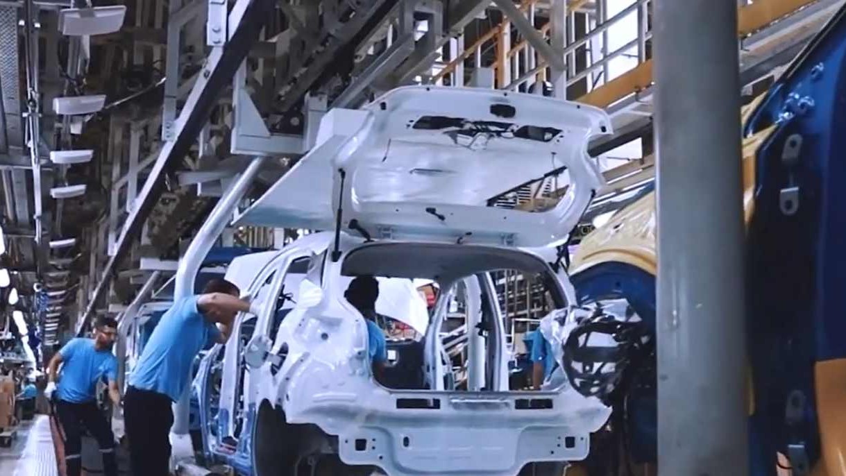 Automobilový svet v šoku: Gigant s autodielmi a dlhom 50 miliárd dolárov skrachoval!