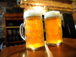 Nowa regulacja może spowodować powrót do modelu spożywania alkoholu z lat 80. - przestrzegają producenci piwa