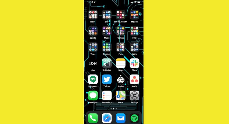 iphone home screen ios 13 dark mode