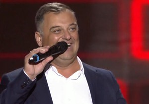 Pobednik SMS glasova Viktor