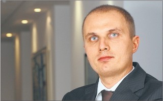 'Firmy zrównają płace zleceniobiorcom'