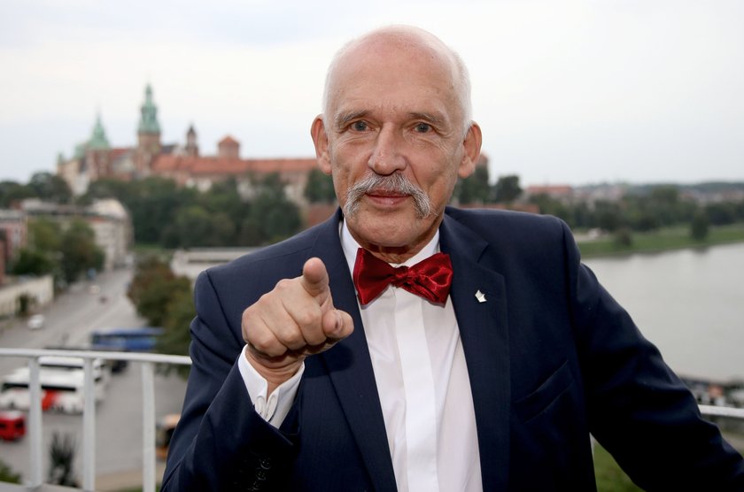 Korwin-Mikke obraził wyborców, a później zasnął na stole!