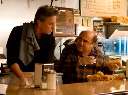 Michael Douglas ucieka przed starością