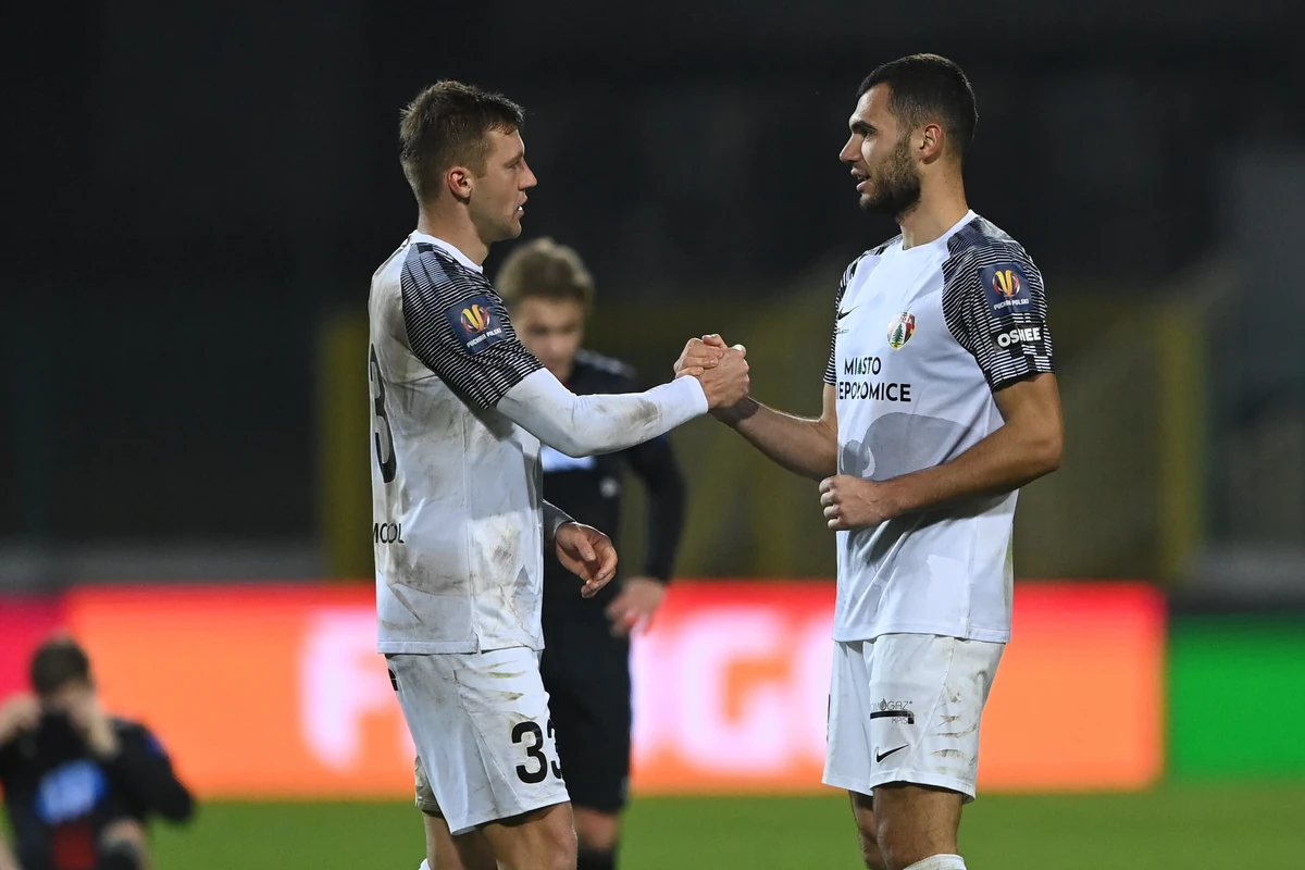 Historyczne wydarzenie w Niepołomicach. "Żubry" wracają do domu