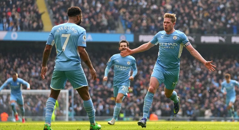 De Bruyne celebrates goal