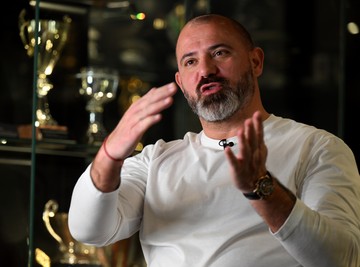 PORODILA SE ŽENA DEJANA STANKOVIĆA, evo koje su IME  dali maloj naslednici! (FOTO)