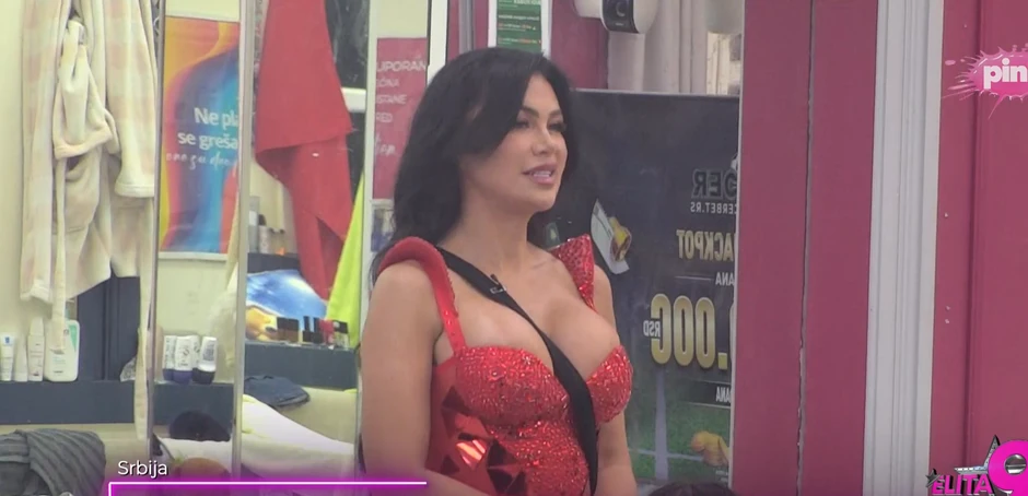 Stanija shvatila da se za 41 godinu nikad nije obrukala kao sa Asminom