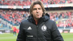 były trener legii warszawa odmówił wyjazdu z iranu. podał powód swojej decyzji