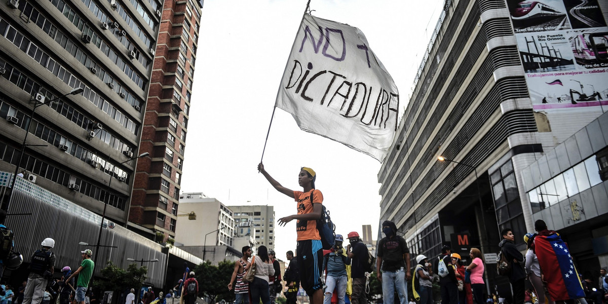 "Nie dyktaturze" - w Wenezueli trwają protesty przeciwko prezydentowi Nicolas Maduro