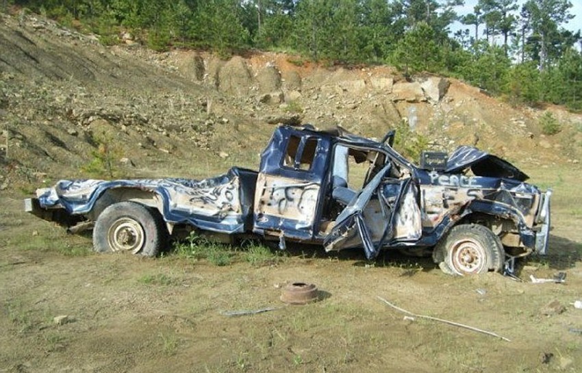 Olupina vozila na kojoj je Šerilin navodno precrtala satanističke poruke