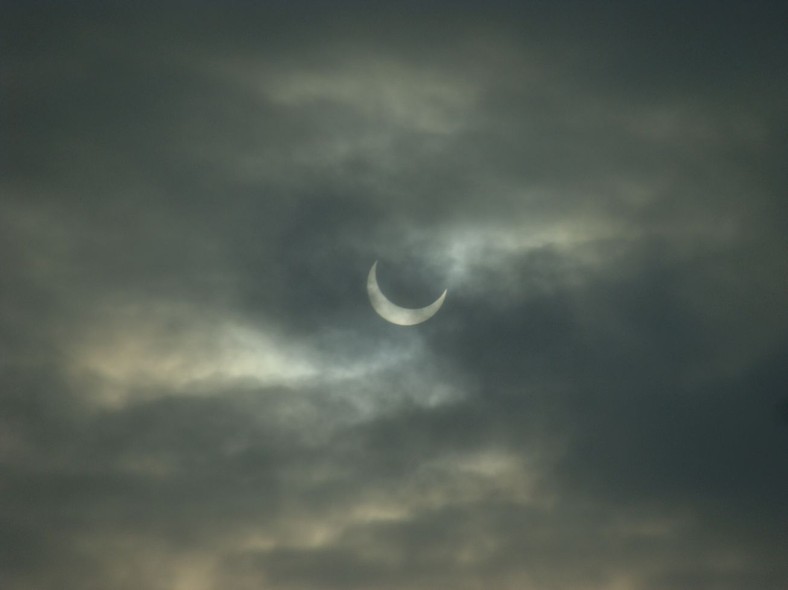 Zaćmienie Słońca w Warszawie. Fot. Rafał Adamowski