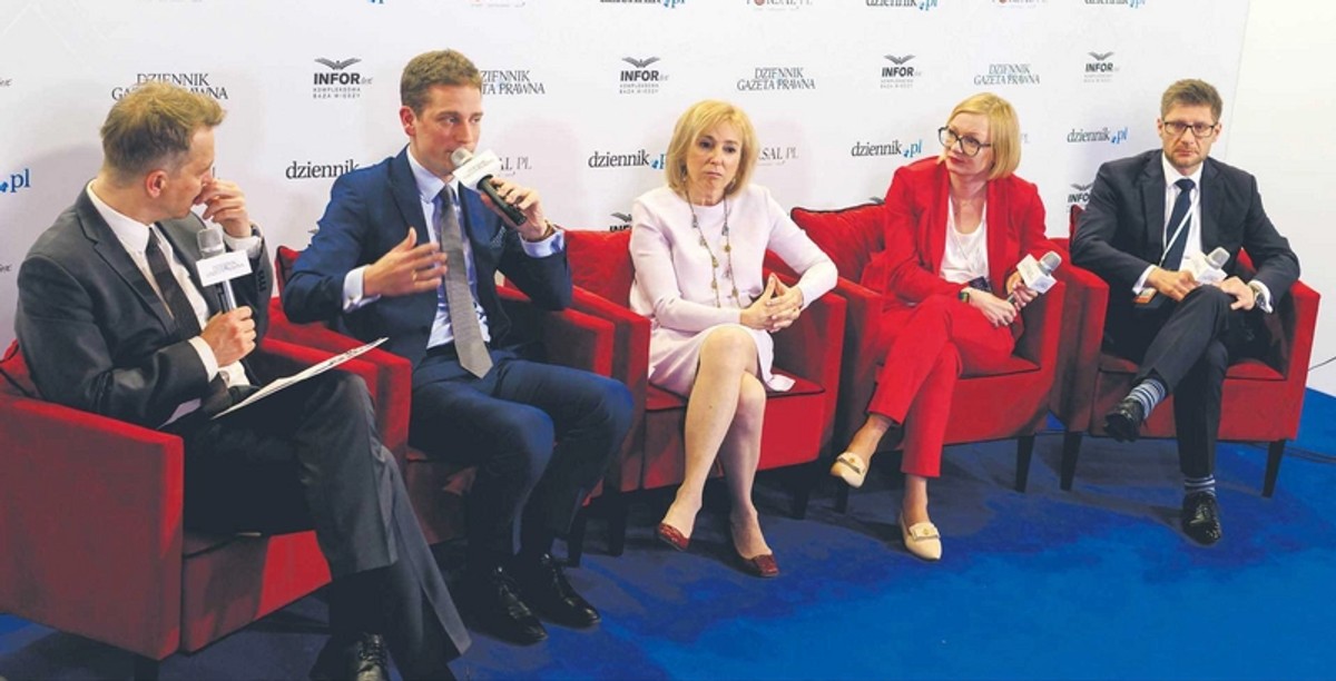 Na zdjęciu od lewej: Marek Tejchman, Łukasz Grabowski, Ewa Łabno-Falęcka, Joanna Romańczuk, Marek Malik