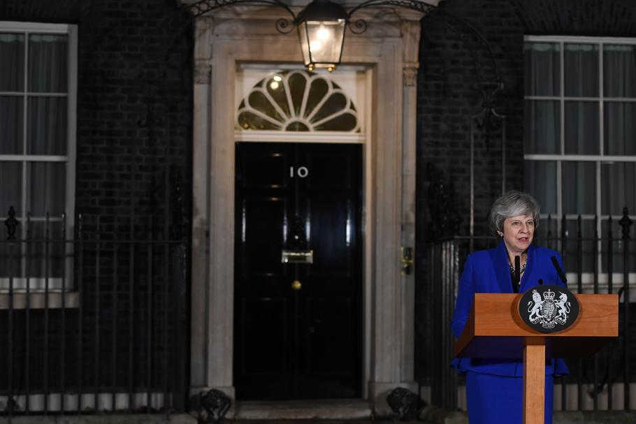 Premier Theresa May po spotkaniu z przedstawicielami opozycji. Londyn, 16 stycznia 2019 r.