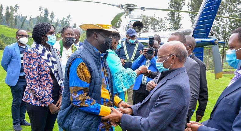 SK Macharia welcomes Raila Odinga to his home in Murang'a
