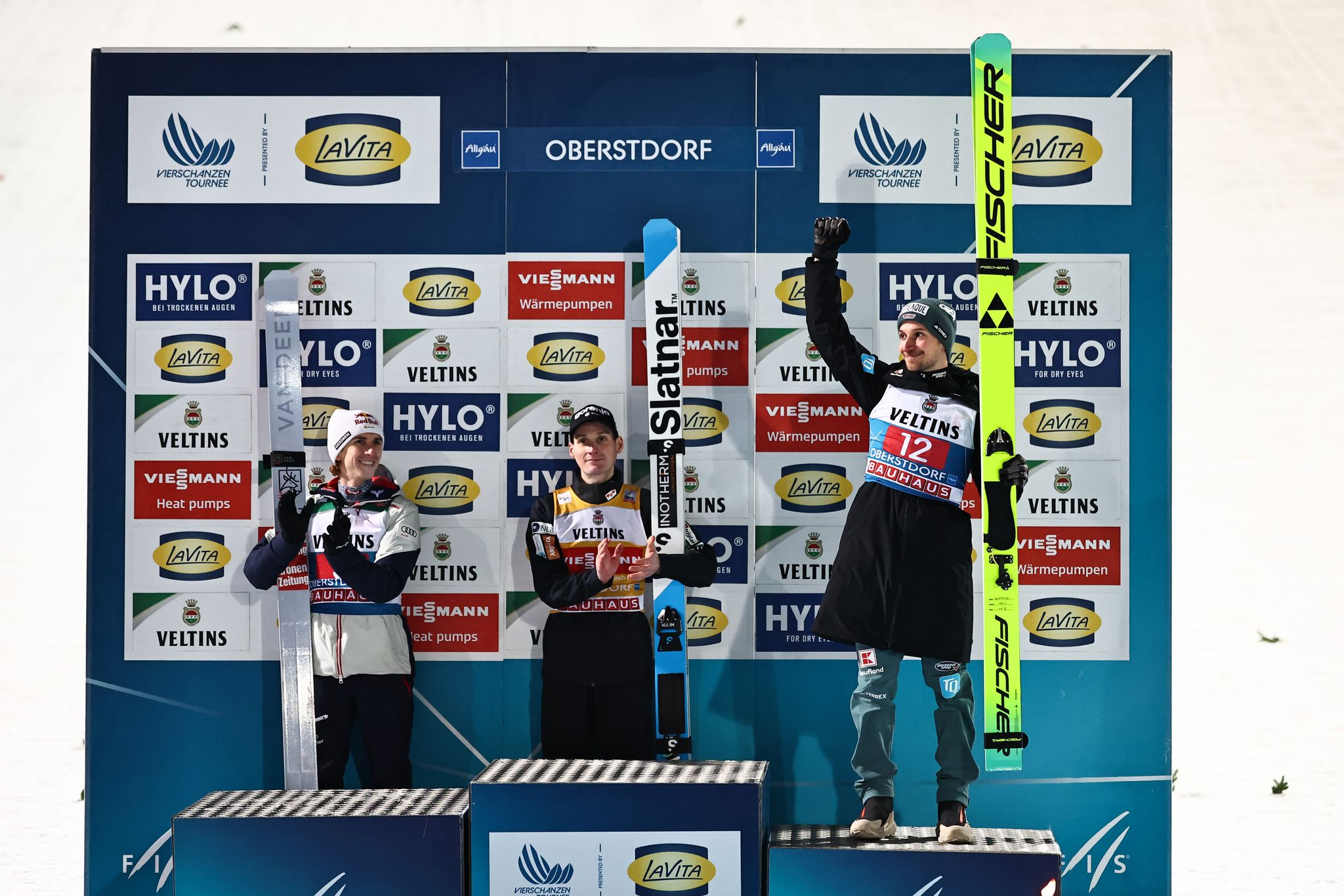 Zajc disqualifiziert: Hoffmann rückt bei Vierschanzentournee aufs Podium