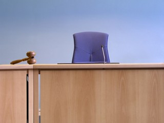 Sprawa Amber Gold: do Gowina trafi protokół po kontroli w gdańskim sądzie