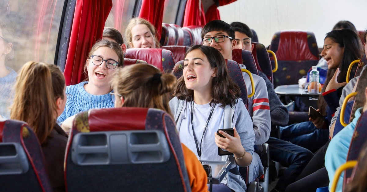 „Wielkopolska z klasą” – nowy program wycieczek szkolnych w 2026 roku. Samorządy otrzymają do 10 tys. zł dofinansowania