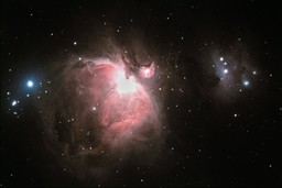 zaskakujące odkrycie teleskopu webba. zanim gwiazda zapłonie, już emituje uv